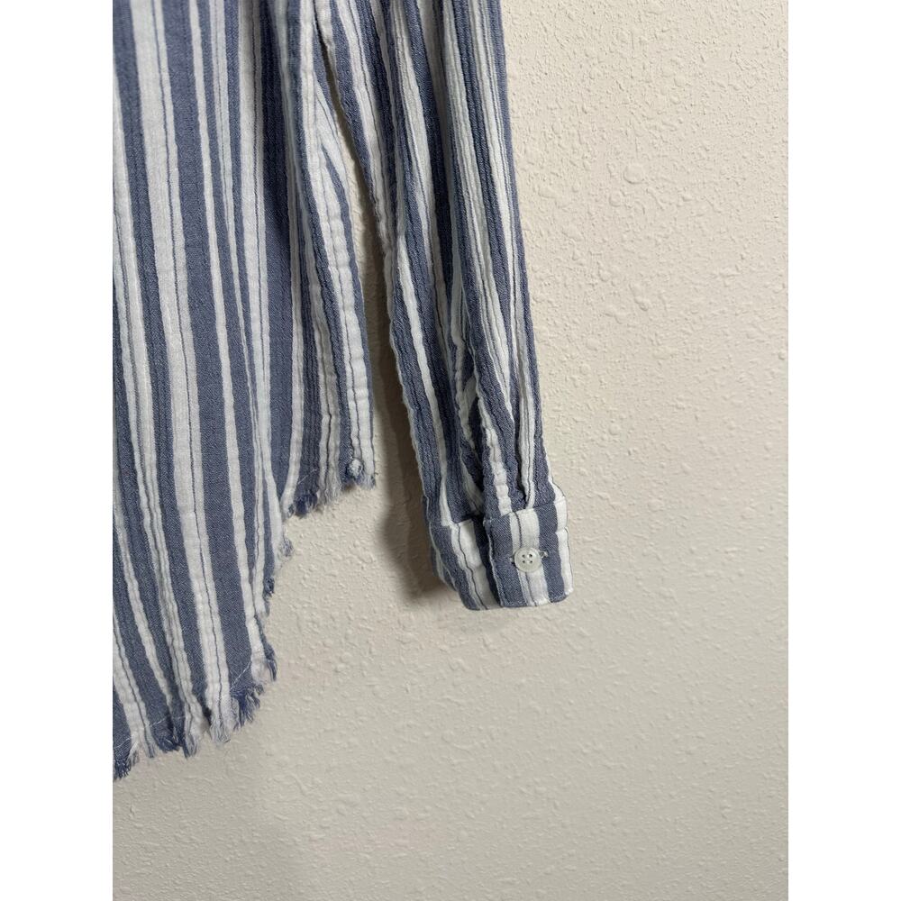 C&C California Women Blue Button-Down Shirt Large Gauzy Beach nautical - Picture 8 of 10